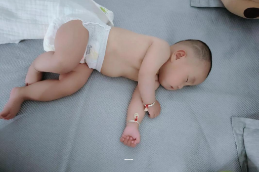 嘉鱼宝宝高烧怎么处理